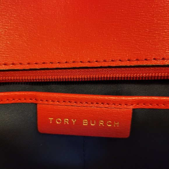NWOT $448 Tory Burch Red Robinson Tote - Picture 4 of 9